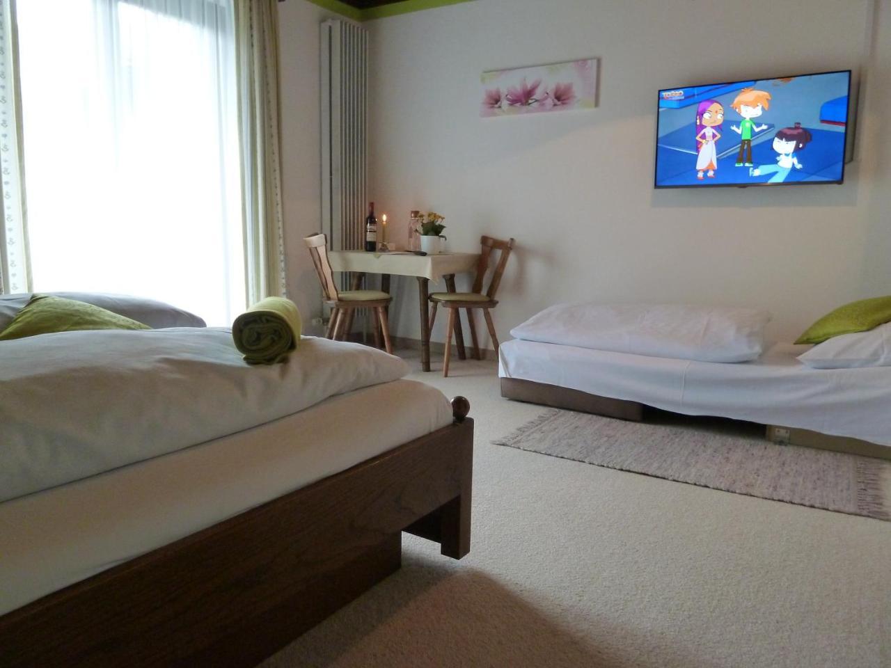 Pension Schoene Aussicht 쿠흘 외부 사진